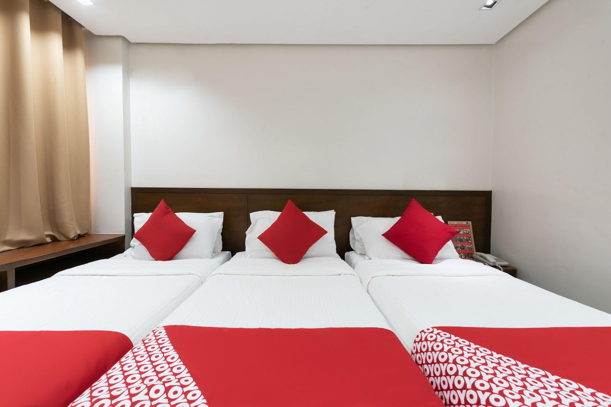 West Makati Hotel Makati City Exteriör bild